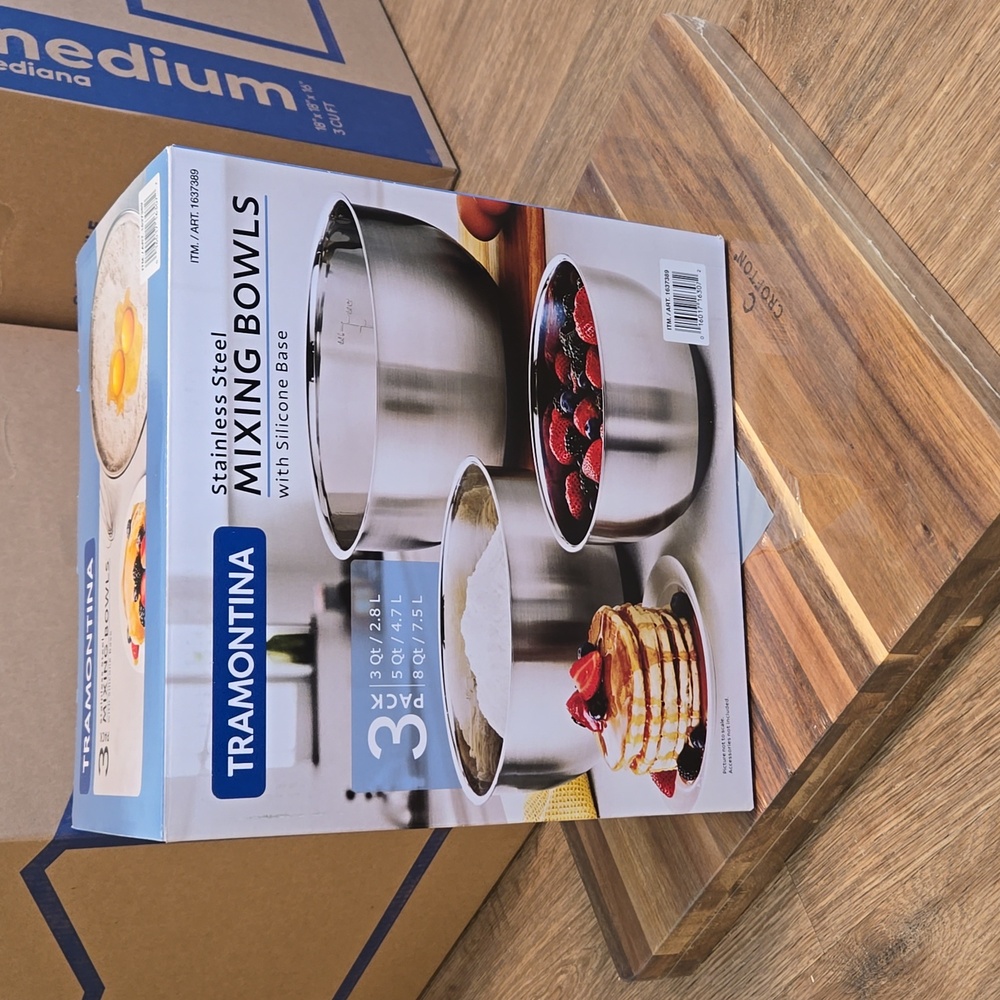 Tramontina mixing bowls